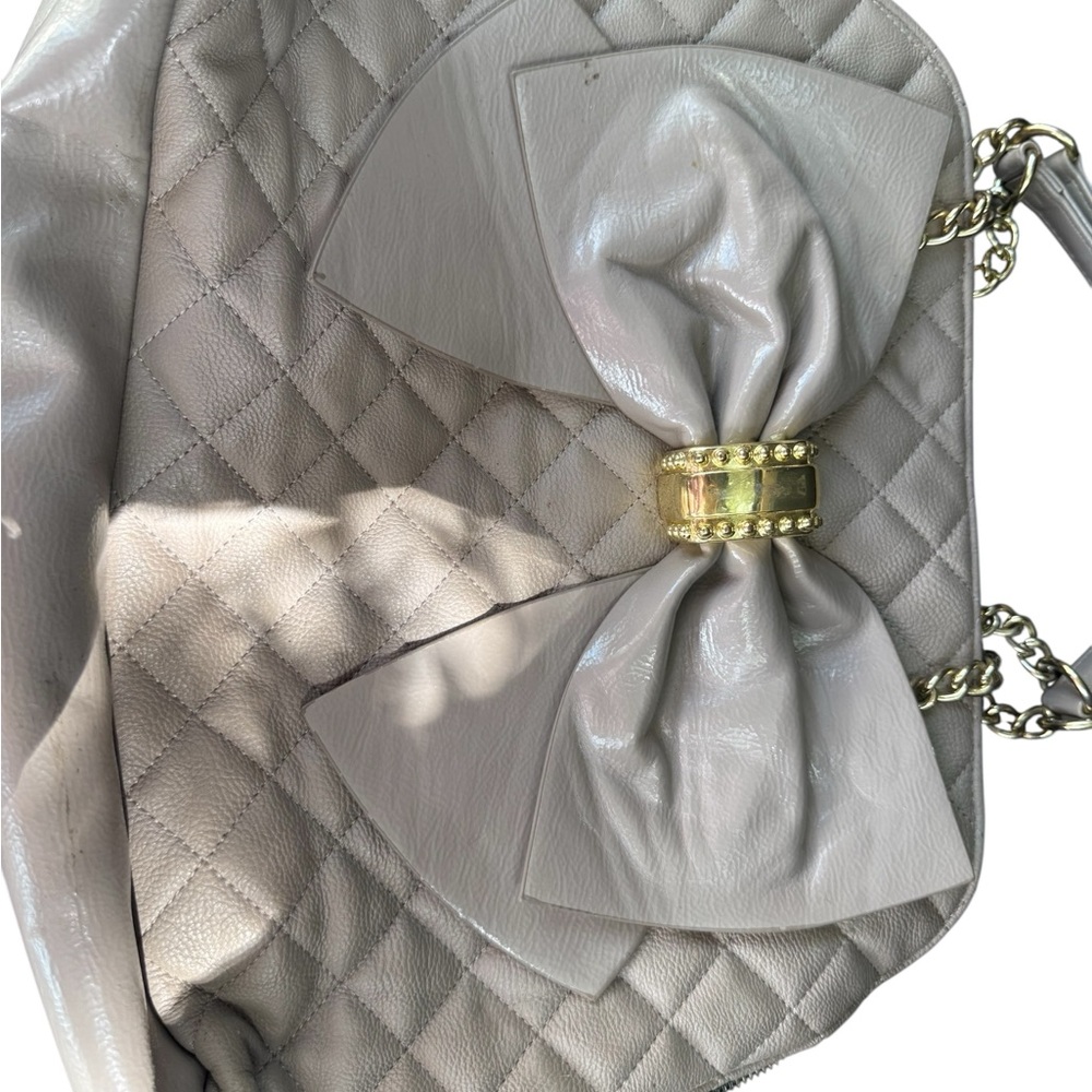 Betsey Johnson Cream Quilted Bow Bag